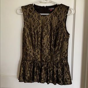 “Vince Camuto” top